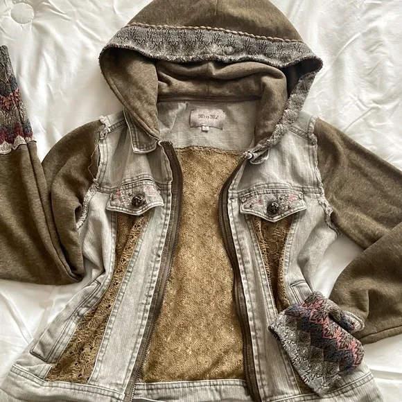 Miss Me Women’s Brown and Gray Jean Jacket - Picture 2 of 4